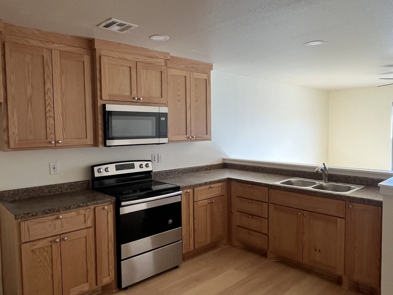 11005 Owen Ln #11005 - Photo 2 of 12