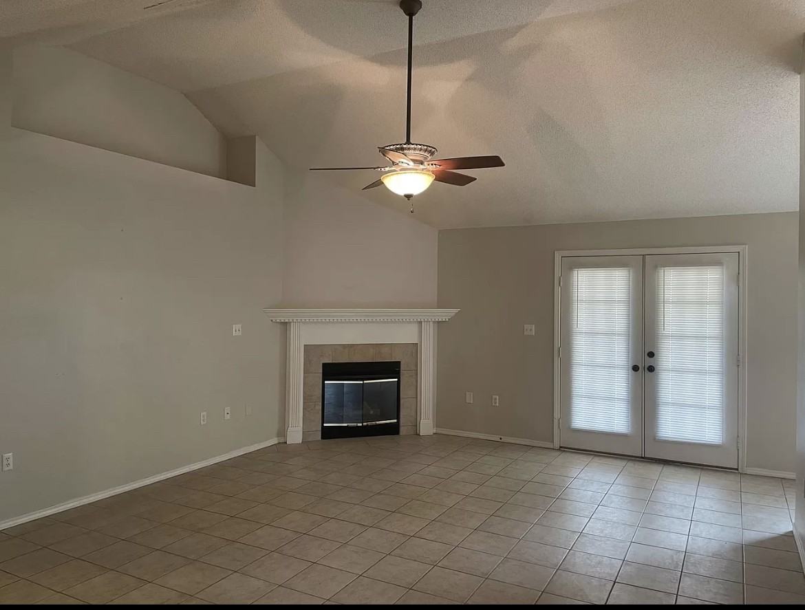 923 Maracel Loop #NA - Photo 3 of 22