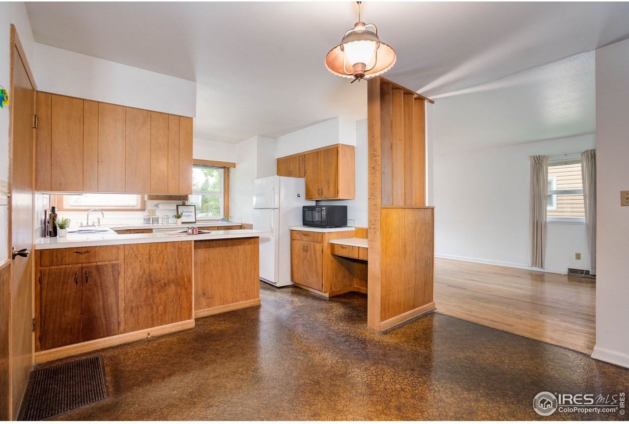 1033 Briarwood Rd #NA - Photo 4 of 14