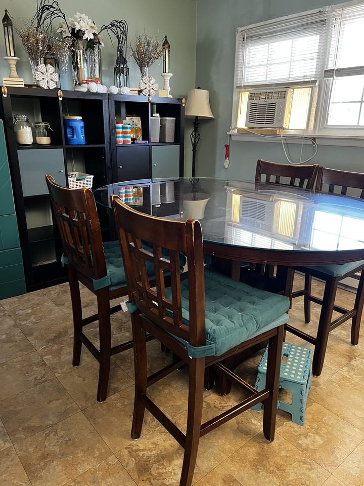 131 Lawn Ave #D6 - Photo 2 of 10