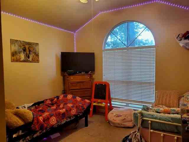 458 Charles V St #NA - Photo 3 of 8