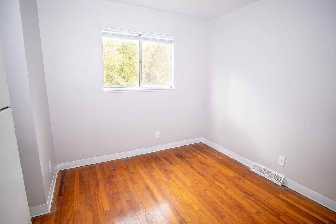 2171 Thurmont Rd #1 - Photo 3 of 20