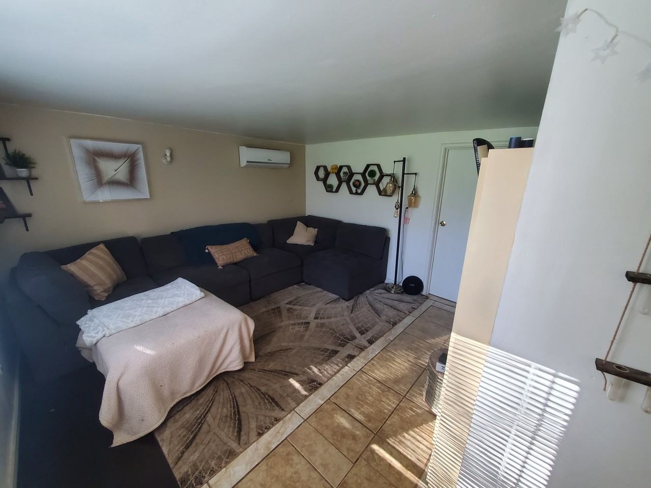 7260 Mariposa Ave #NA - Photo 4 of 6