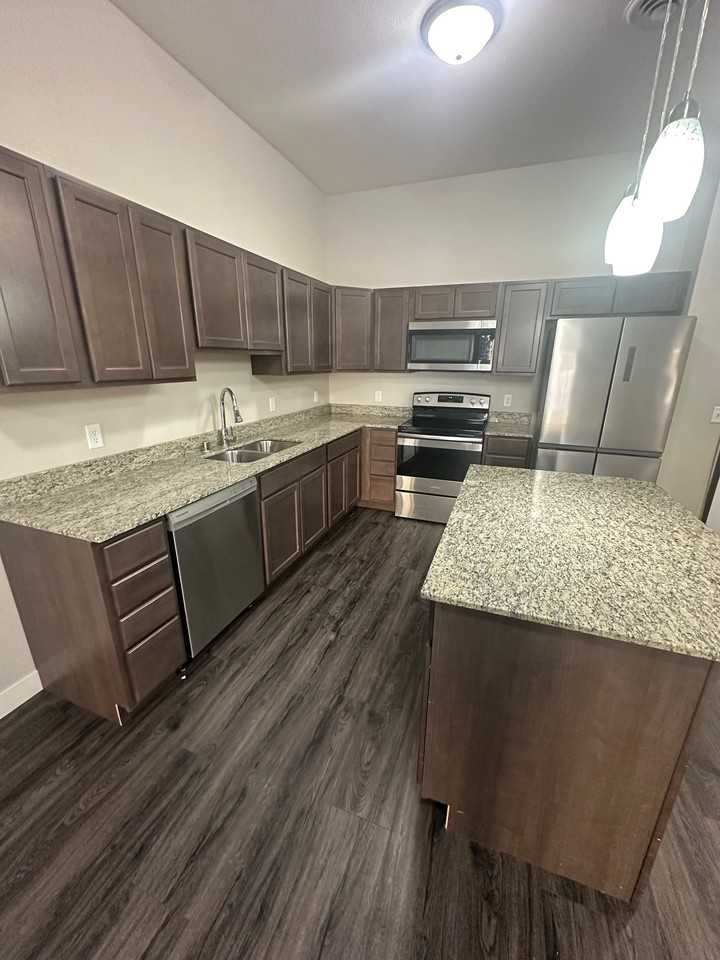 161 Roosevelt Circle #213 - Photo 4 of 22