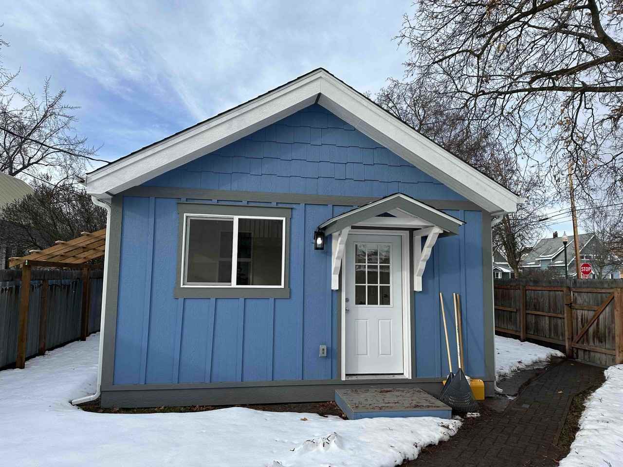 301 Lupfer Ave - Photo 2 of 19