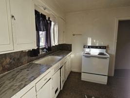 featured image of 110 7th St #5