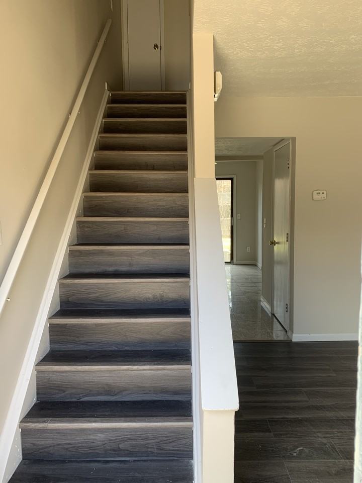 726 Ohio Pike #726G - Photo 3 of 8