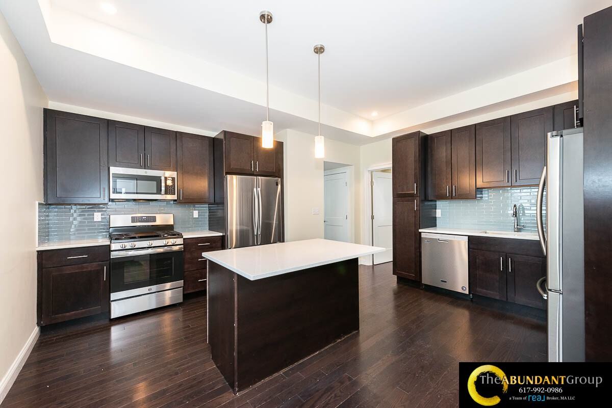 10 Marion St #1 - Photo 5 of 43