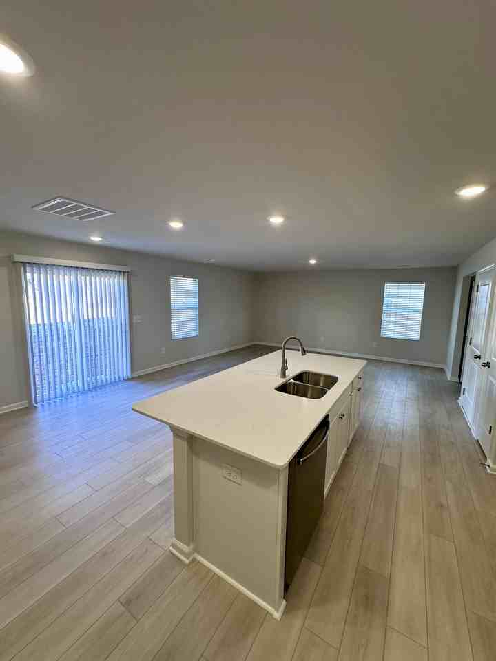 571 Wooden Duck St #NA - Photo 3 of 38