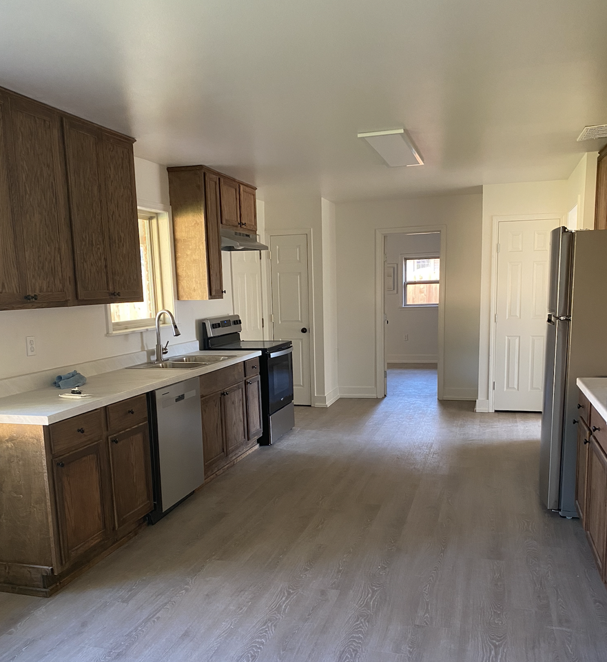 6135 Lodi Rd #NA - Photo 2 of 23