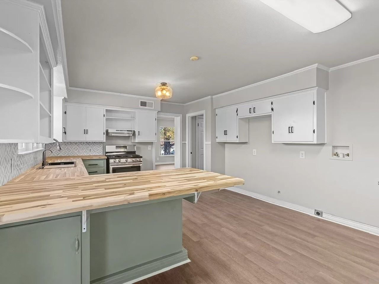 1330 Graham Dr #NA - Photo 4 of 8