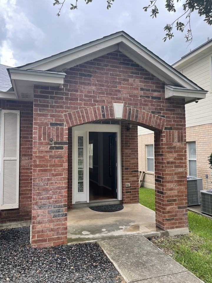 22407 Madison Park #NA - Photo 2 of 33