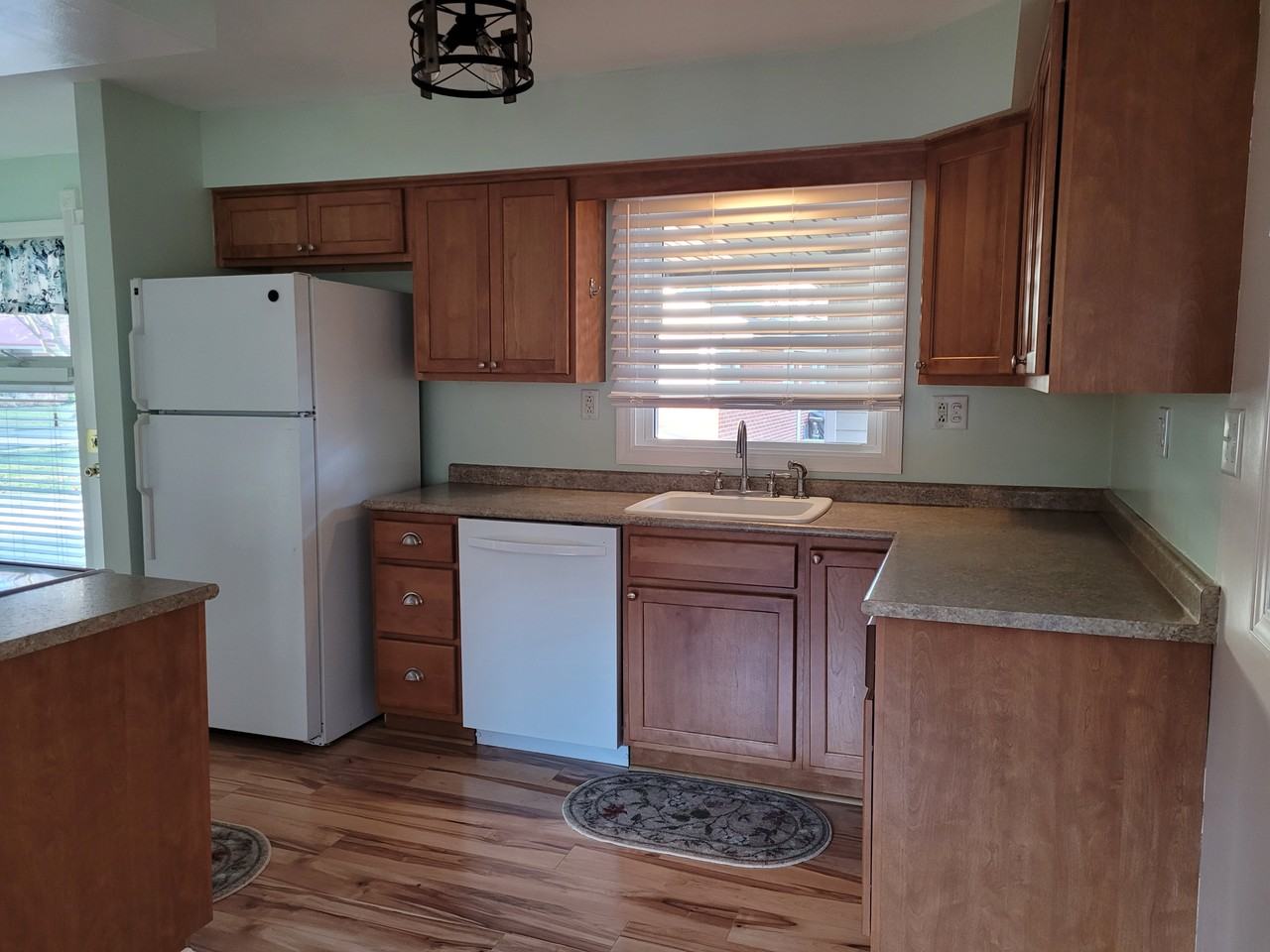 301 Washington Ave #NA - Photo 3 of 11