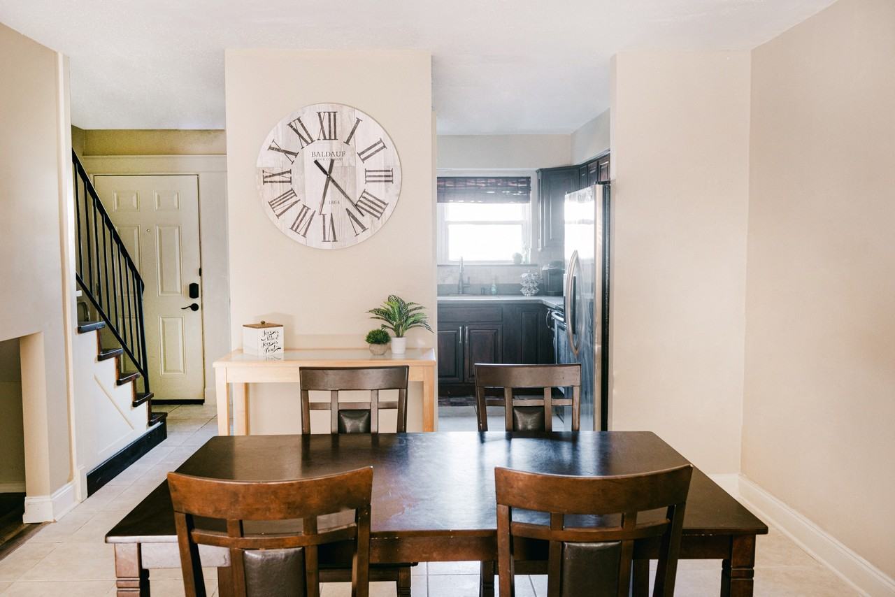 217 Clearview Pkwy #D - Photo 5 of 19