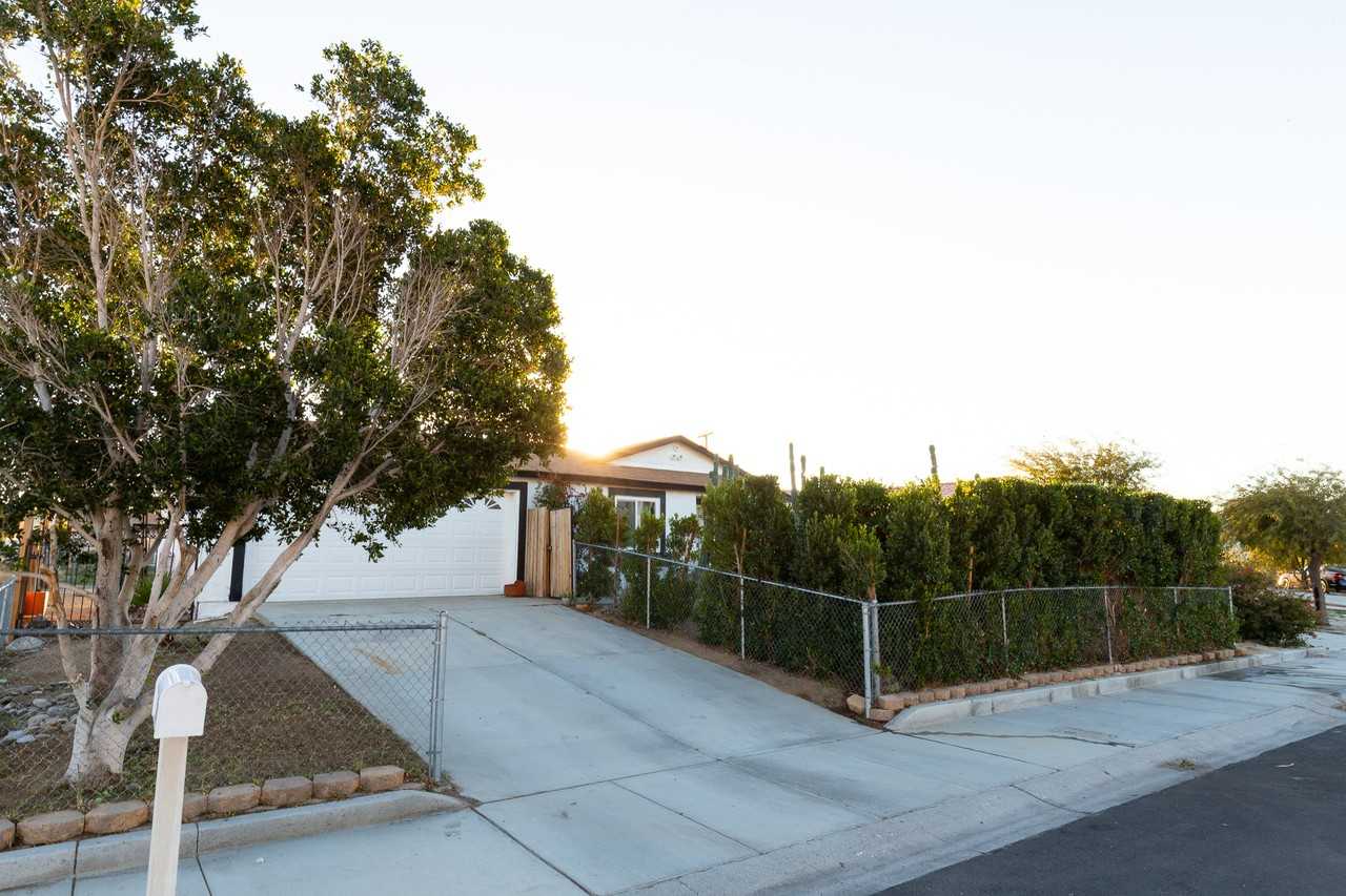 15490 Avenida Rambla #NA - Photo 2 of 14