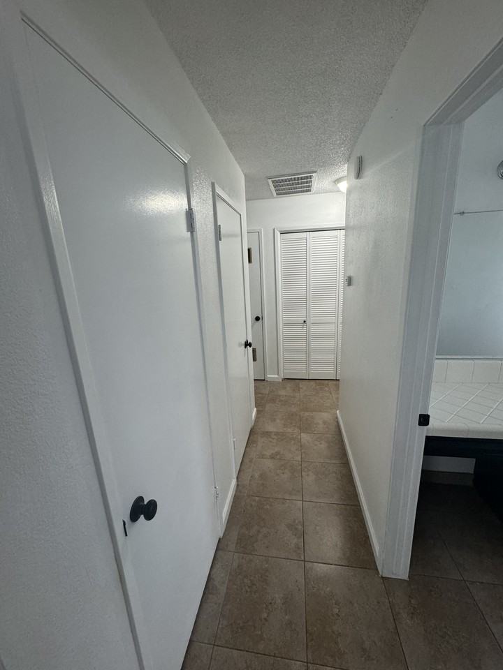 1830 E Laura Ave #NA - Photo 6 of 11