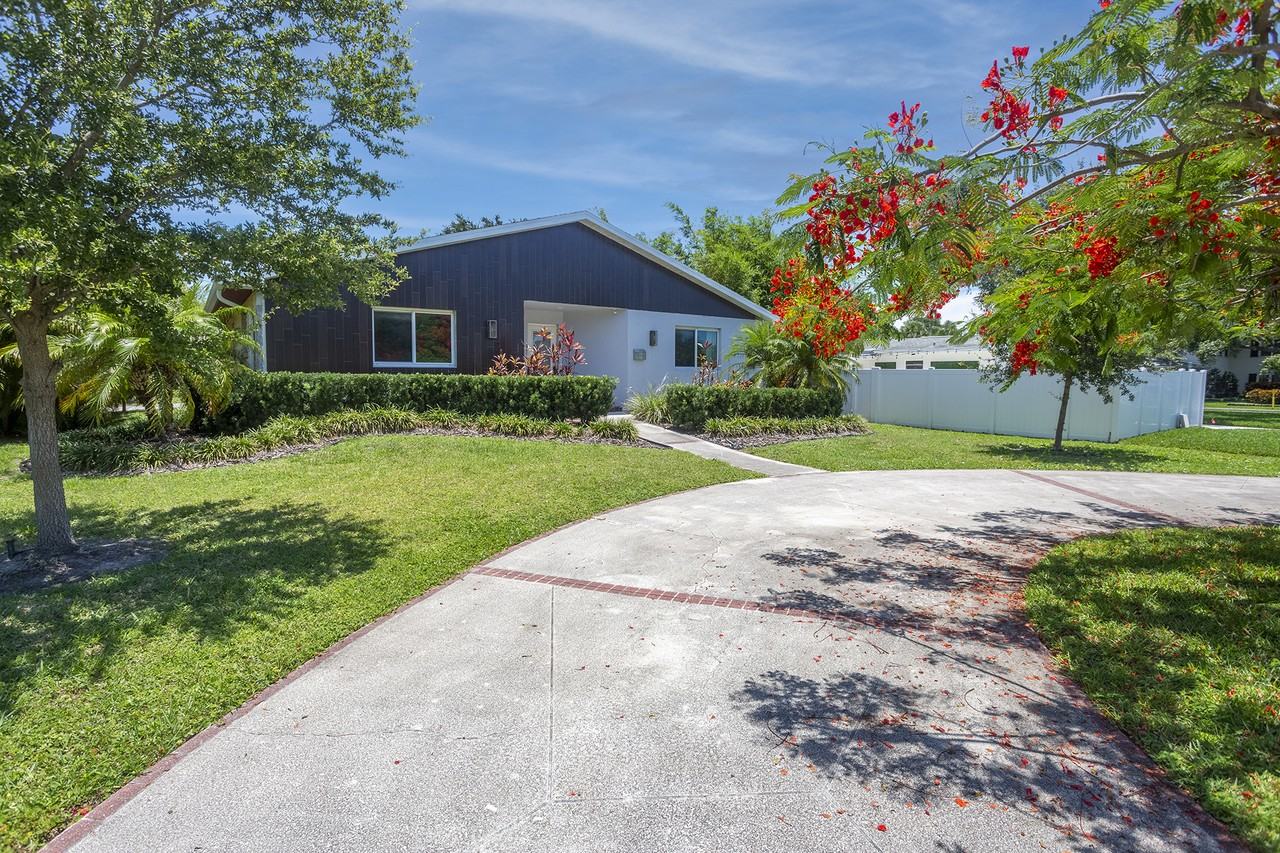 515 Appian Way Ne #NA - Photo 2 of 28