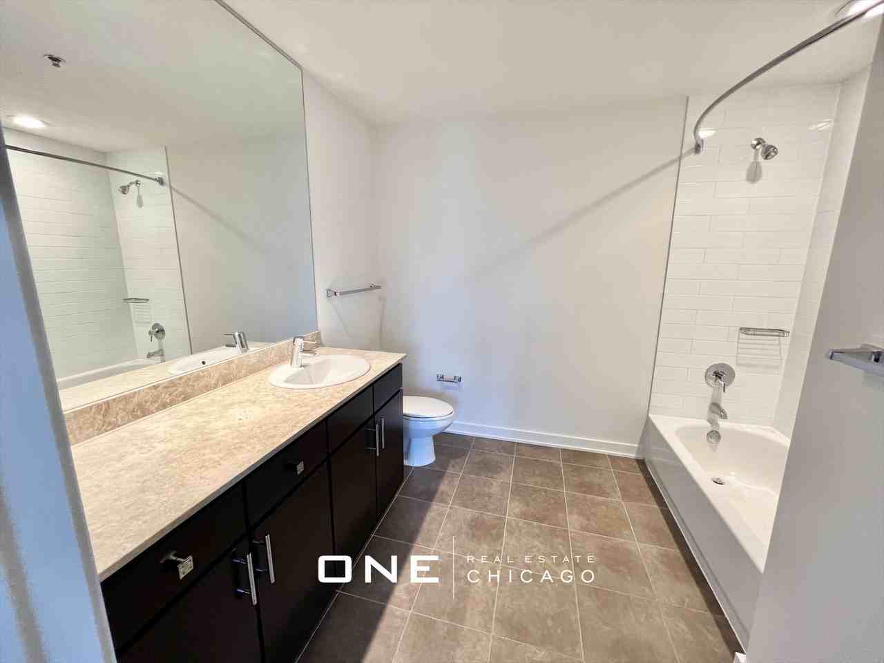 150 W Kinzie St - Photo 5 of 11