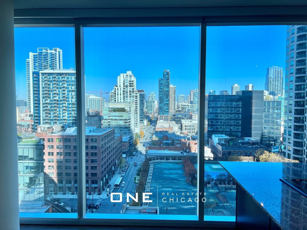 150 W Kinzie St - Photo 7 of 11