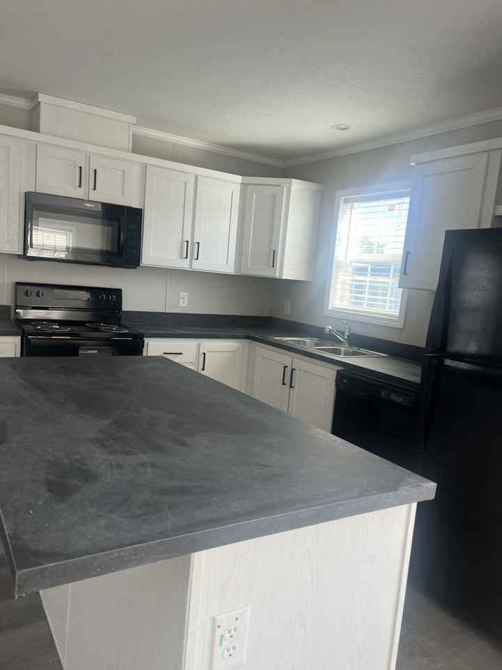1211 12th St #NA - Photo 3 of 13