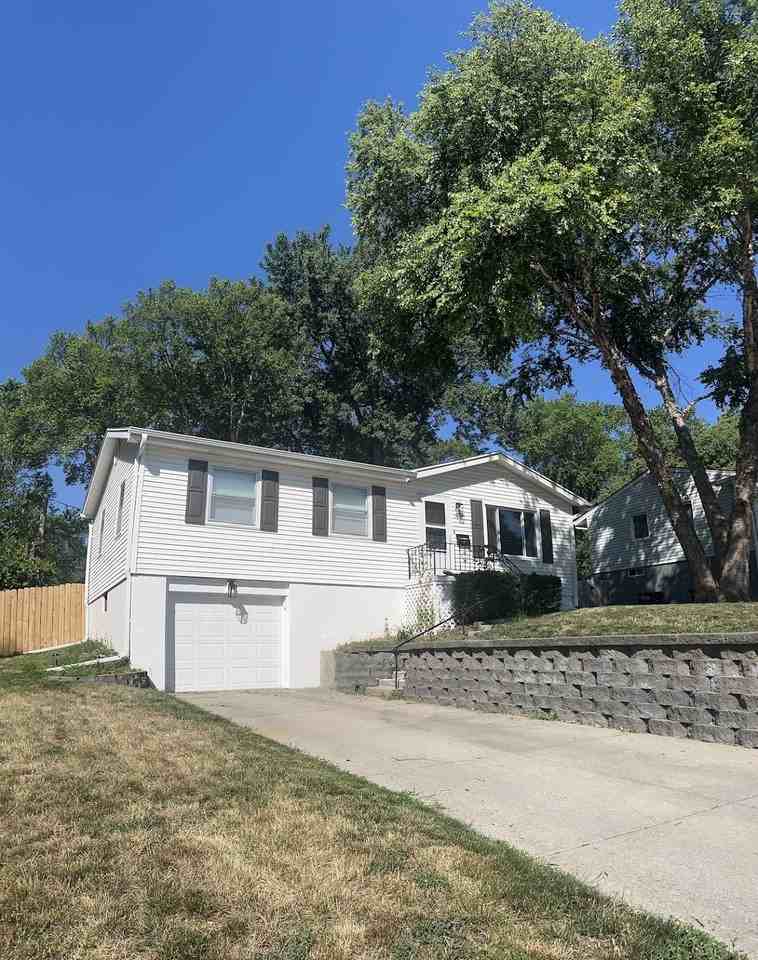 3628 S 89th St #NA - Photo 2 of 35