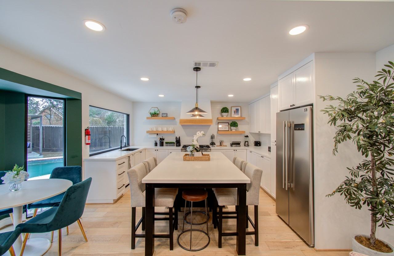 9219 Kempwood Drive #NA - Photo 5 of 46