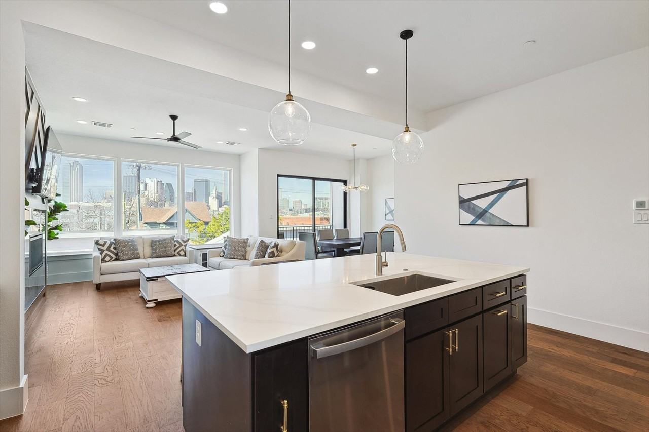 1805 Browder St #102 - Photo 4 of 42