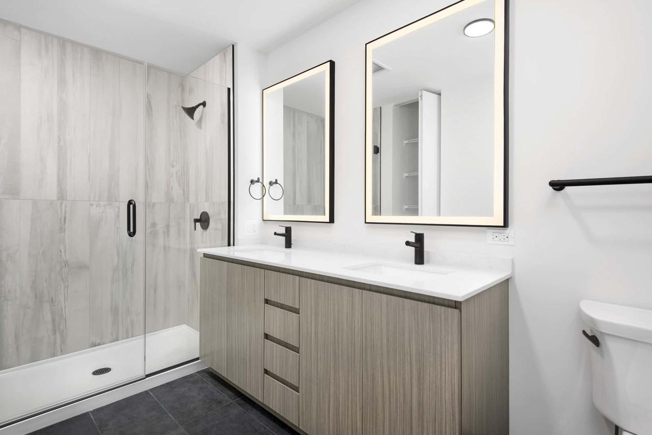 1456 W Randolph St - Photo 5 of 12