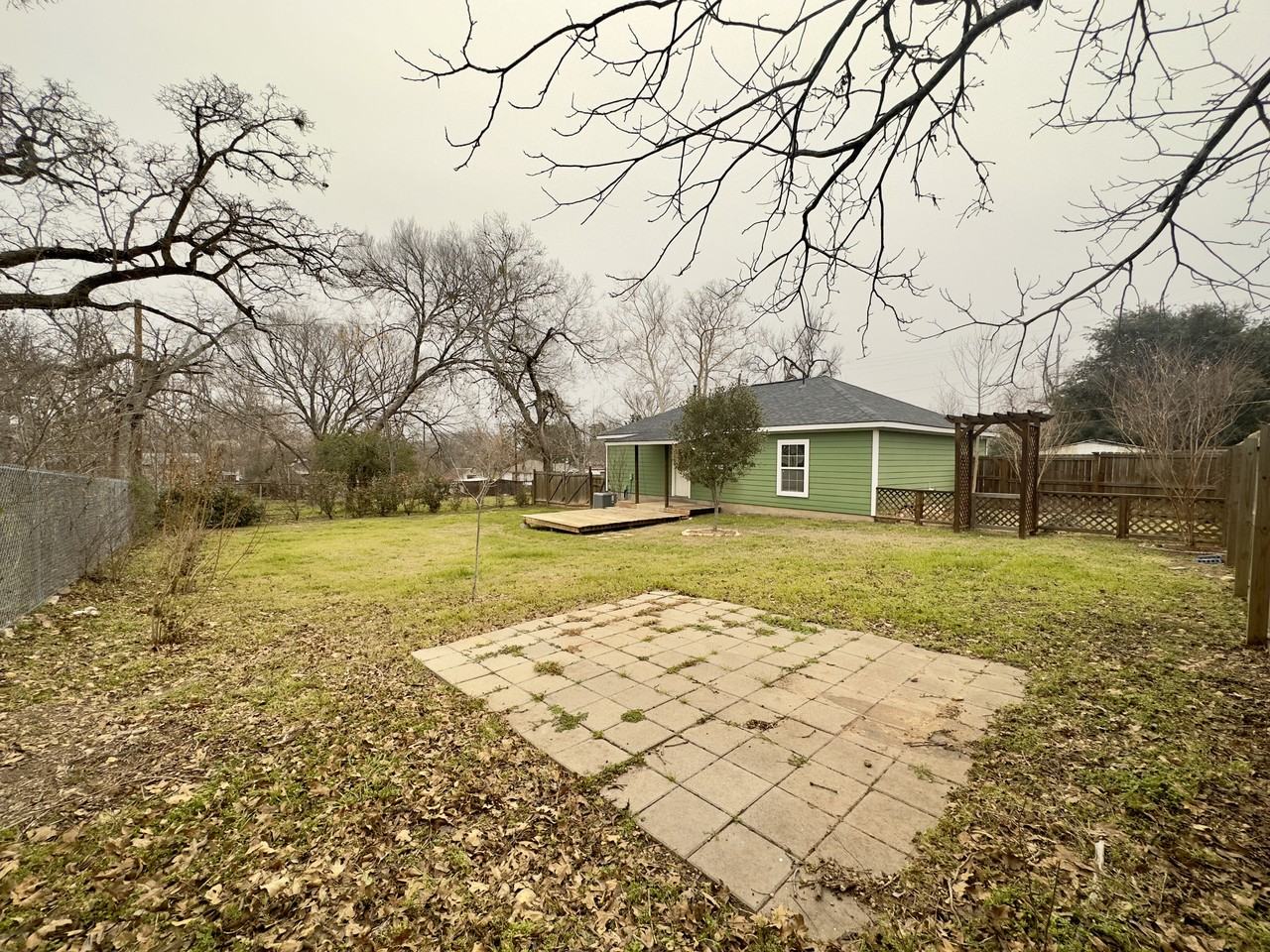 223 Poppy Ave #NA - Photo 2 of 15