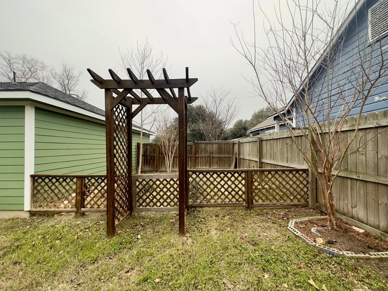 223 Poppy Ave #NA - Photo 3 of 15