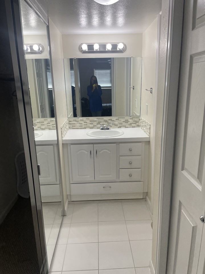 625 Manhattan Pl #208 - Photo 6 of 21