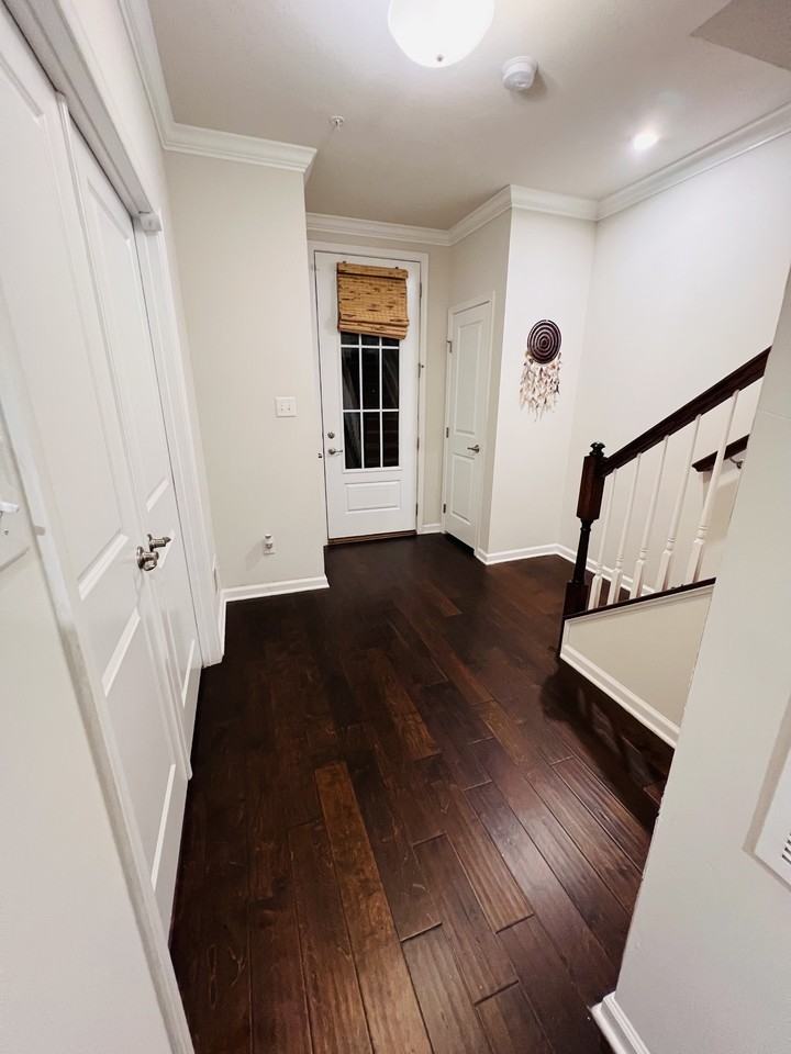 3010 Mahican Cir #3010 - Photo 3 of 50