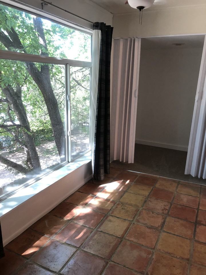 620 S 1st St #208 - Photo 5 of 15