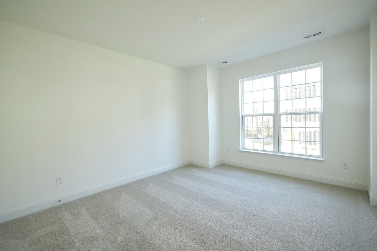 13868 Randolph Pond Ln #13868 - Photo 7 of 50