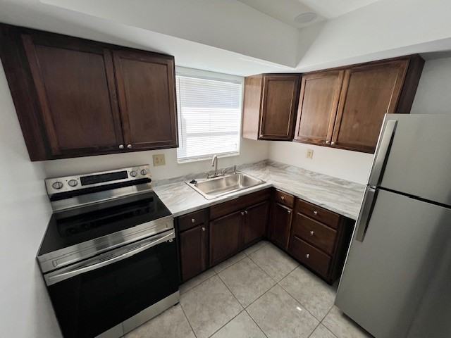 2607 Dudley Dr W #L - Photo 3 of 10