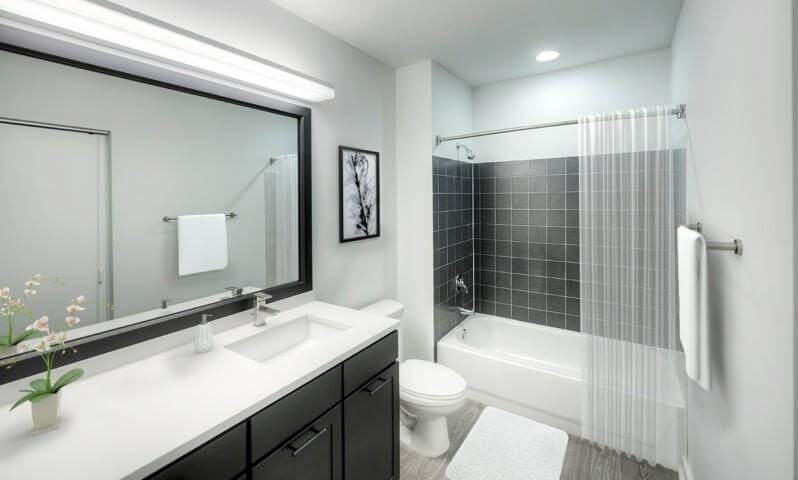 1471 S State St - Photo 3 of 11