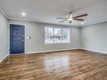 239 Ne Avondale Ave #NA - Photo 1 of 1