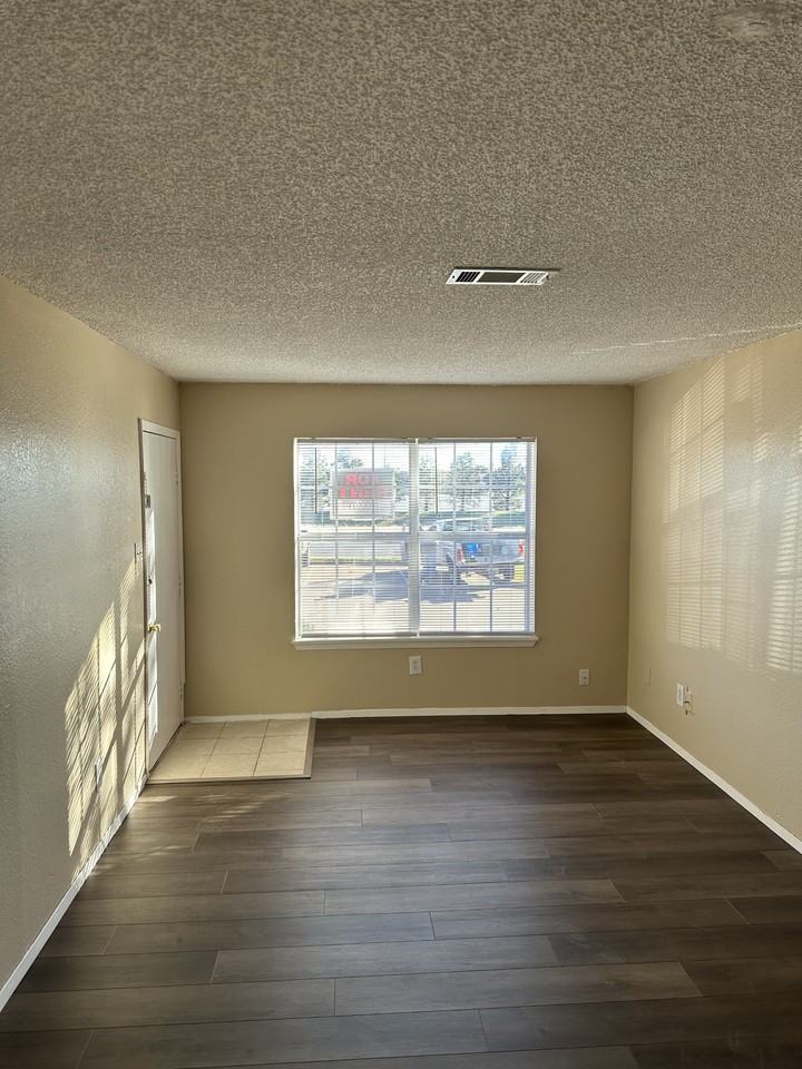 6305 Richland Plaza Dr #6305 - Photo 5 of 23