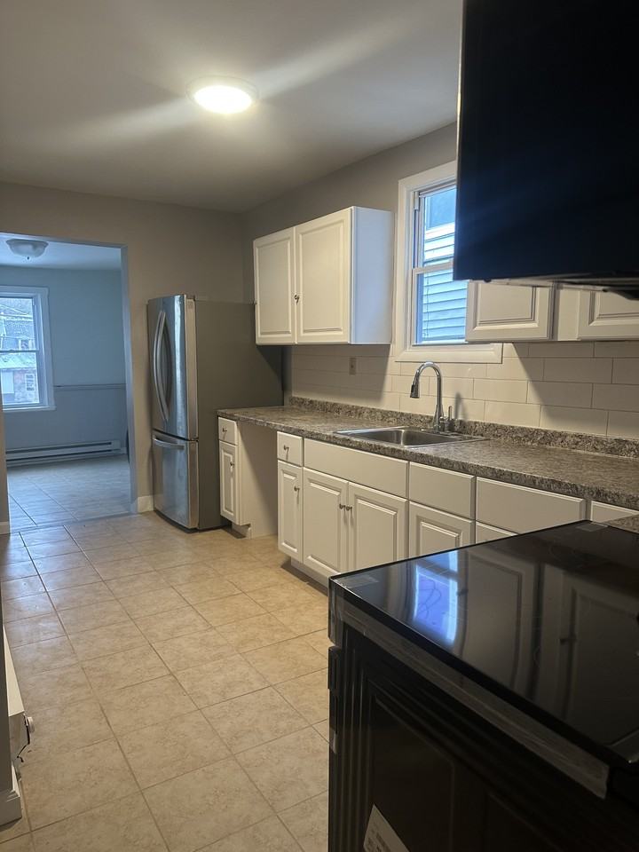 927 Walnut St #NA - Photo 3 of 11