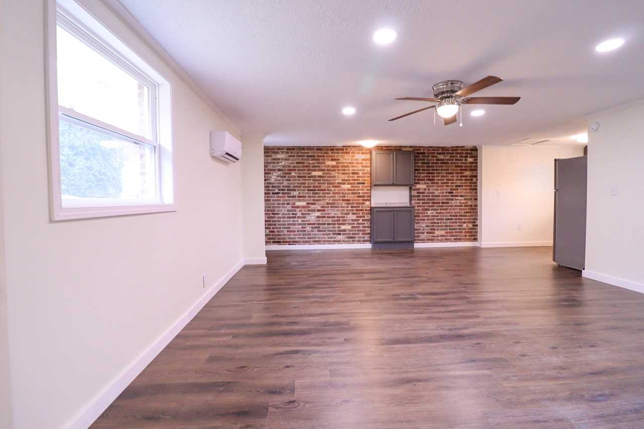 135 Quincy Parlier Rd #2 - Photo 2 of 17