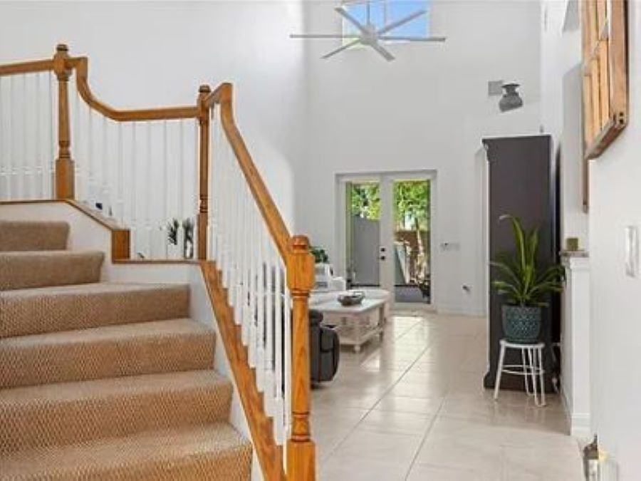 1945 Bridgepointe Cir #68 - Photo 3 of 21