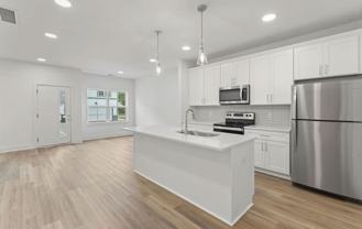 700 N Dupont Ave #514B - Photo 1 of 1