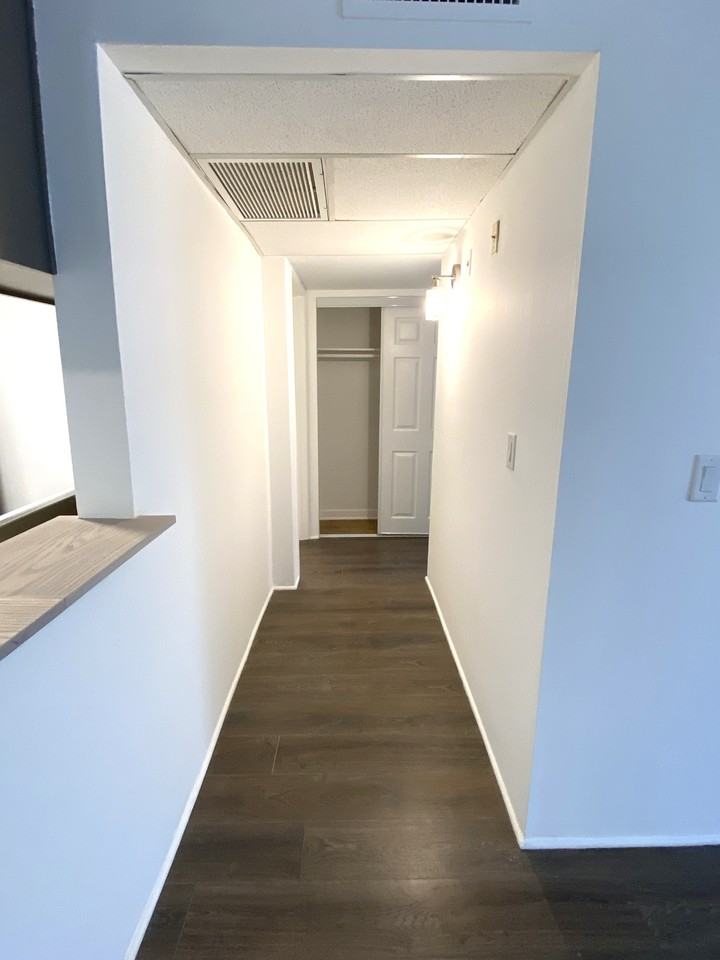 465 Oak St #106 - Photo 7 of 10
