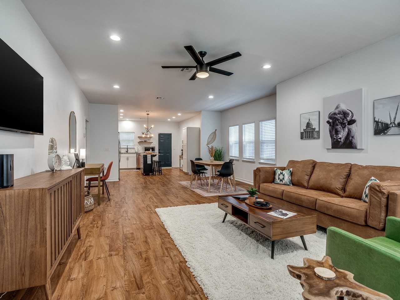 1127 Northeast 18th Street #NA - Photo 6 of 50