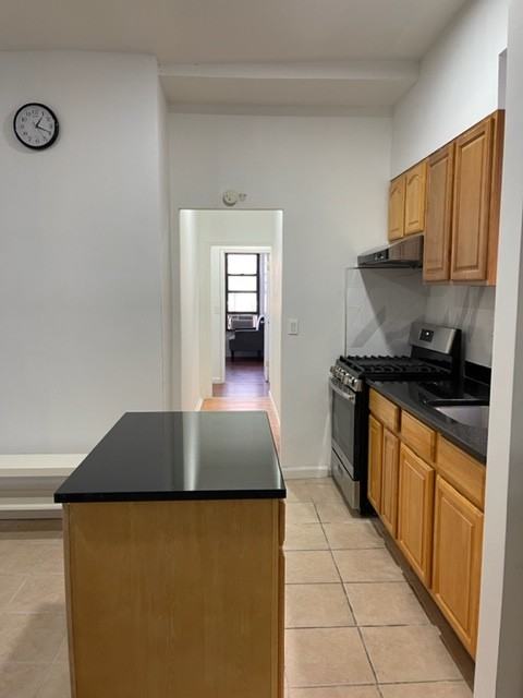 321 Myrtle Wyckoff #3 - Photo 4 of 8