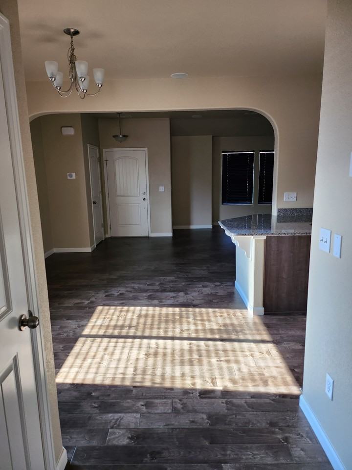 5608 Shamrock Hts #NA - Photo 3 of 18