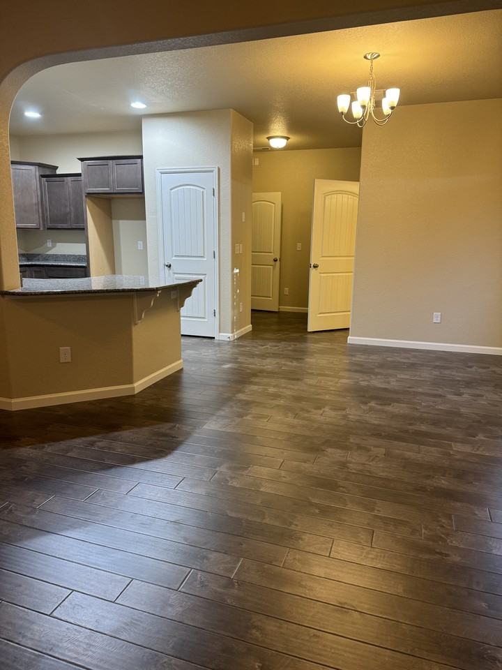5608 Shamrock Hts #NA - Photo 7 of 18