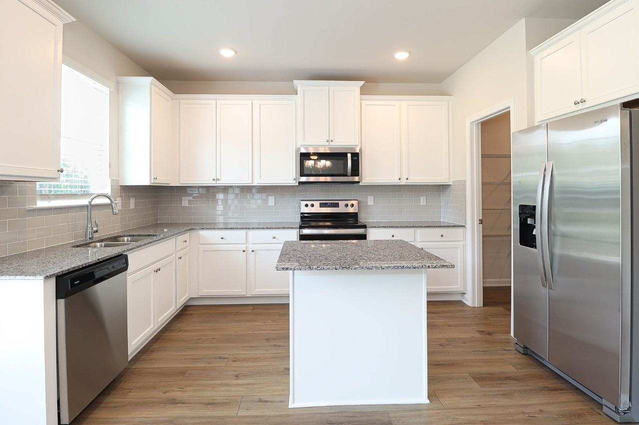 3990 Riverchess Dr Sw #NA - Photo 2 of 20