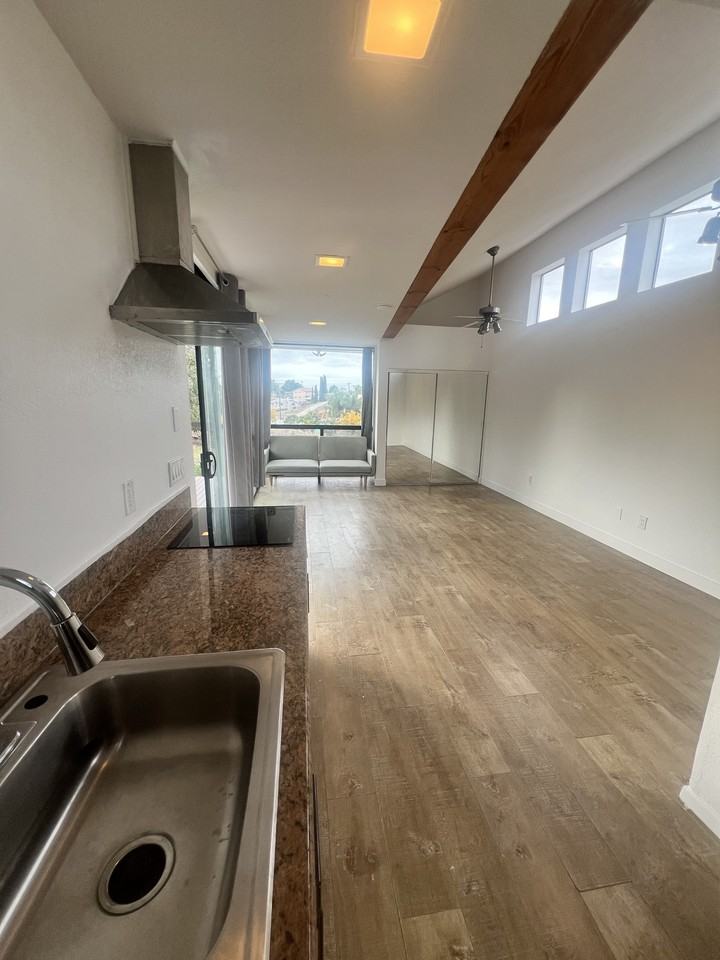 2070 69th St #NA - Photo 3 of 18