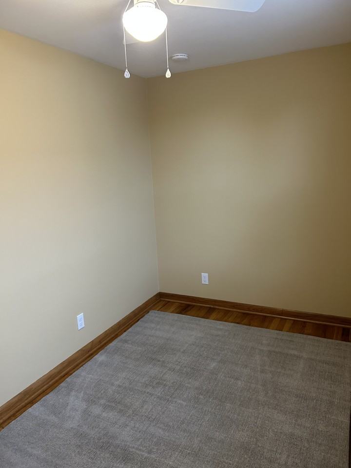 231 1st St #231 - Photo 3 of 12